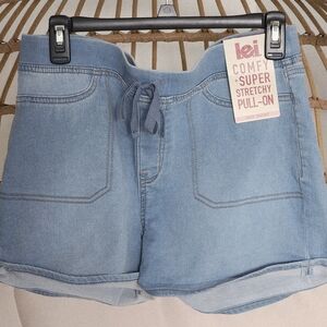 Lei Ladies Pull-on Shorts Stretchy Light Blue Back Pockets Juniors Sz XL (NWT)